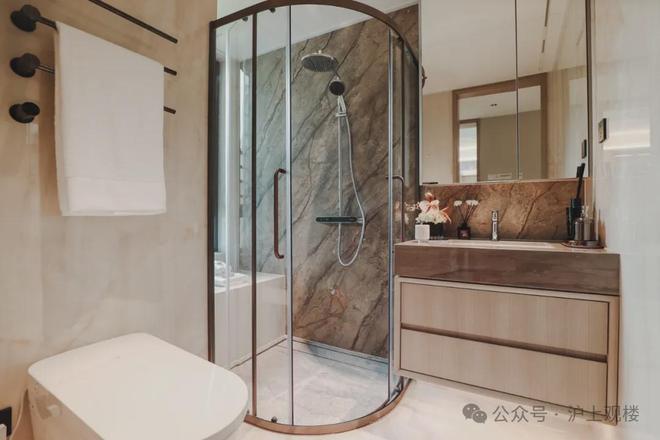 布：中环铂樾线上预约可享团购优惠新葡京百度热搜@中环铂樾售楼处发(图23)